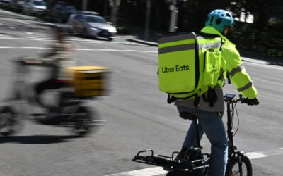 ‘World-first’ deal to give delivery drivers better pay