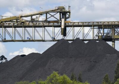 Labor makes hay as coalition abandon net zero pledge