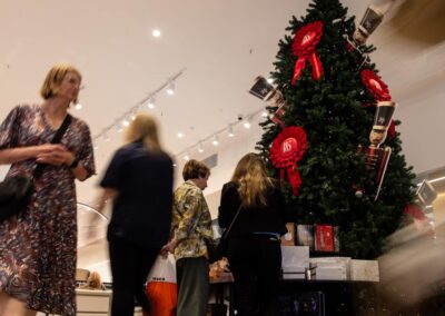 Cozzie livs no match for multibillion-dollar Xmas spend