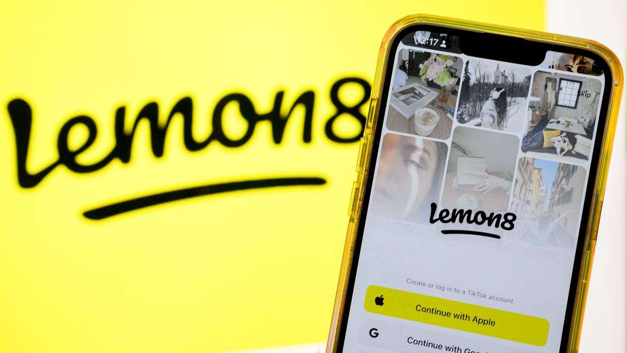Generic image of social networking app Lemon8