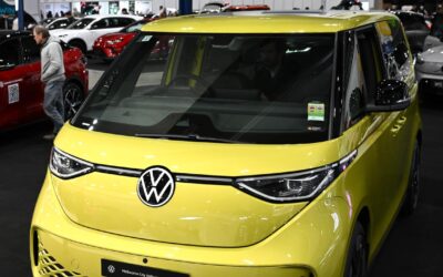 VW to roll out self-driving electric minibus in Oslo