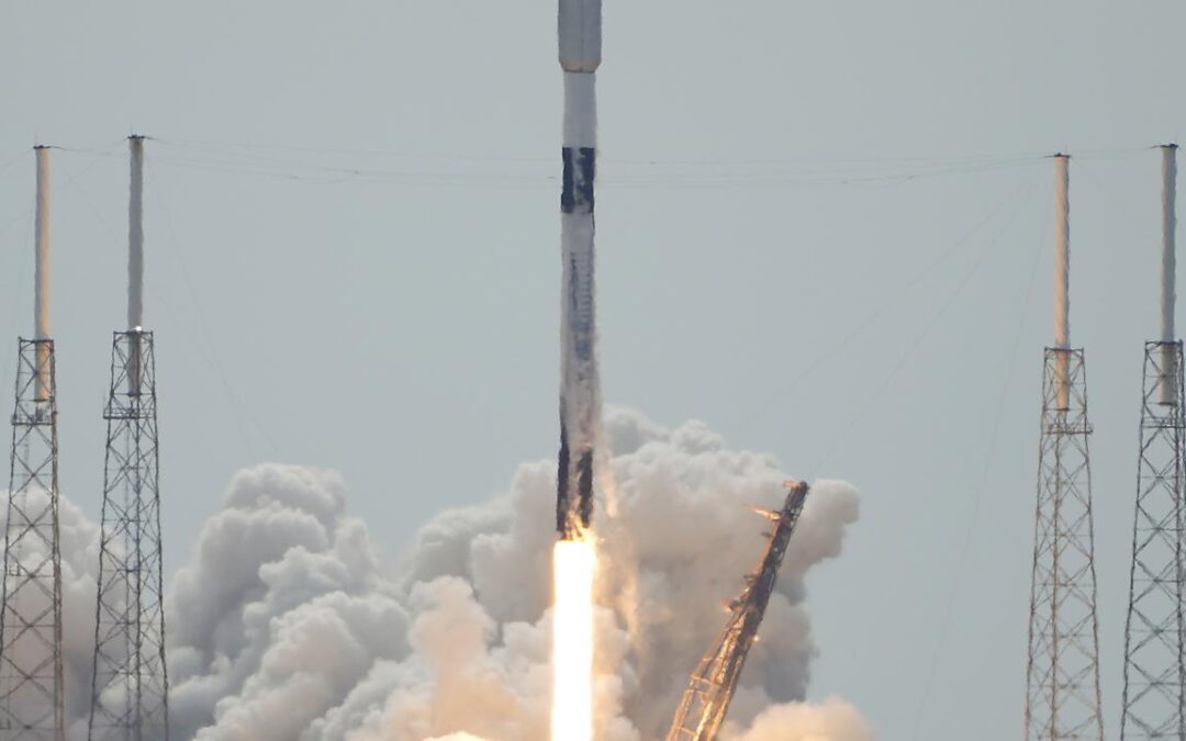 Musk’s Starlink to allow consumer data to train AI