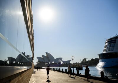 Total fire ban in place as intense heatwave moves east