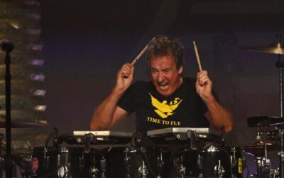 ‘Irreplaceable’: Midnight Oil drummer Rob Hirst dies