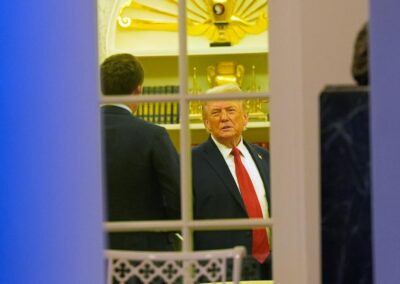 Trump unveils his own US health care plan