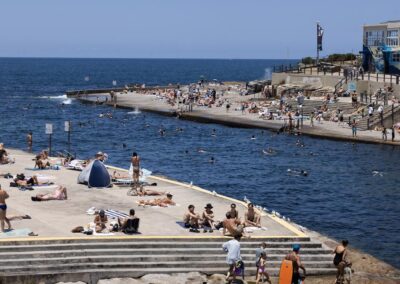 Authorities on alert as heatwave brings major fire risk