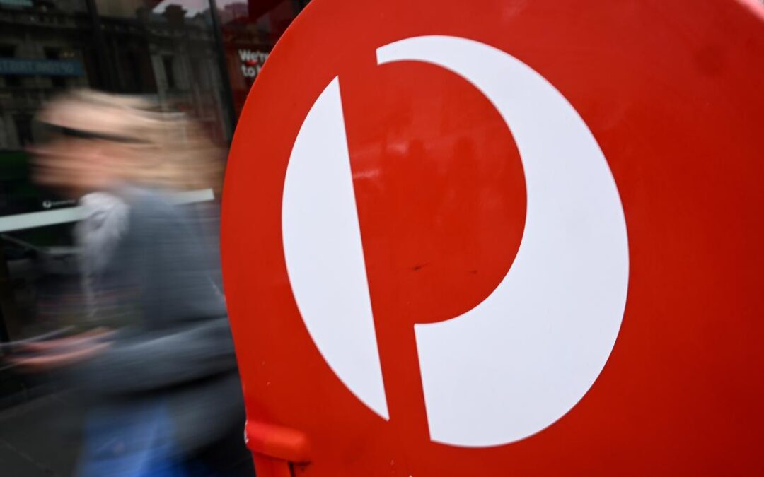 Christmas parcels a gift for Aust Post as letters slow
