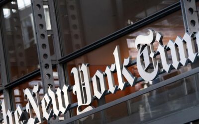 Warren Buffett’s company invests in the New York Times