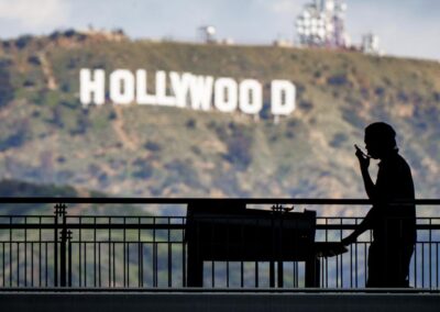 Warner Bros opens door to Paramount after higher offer