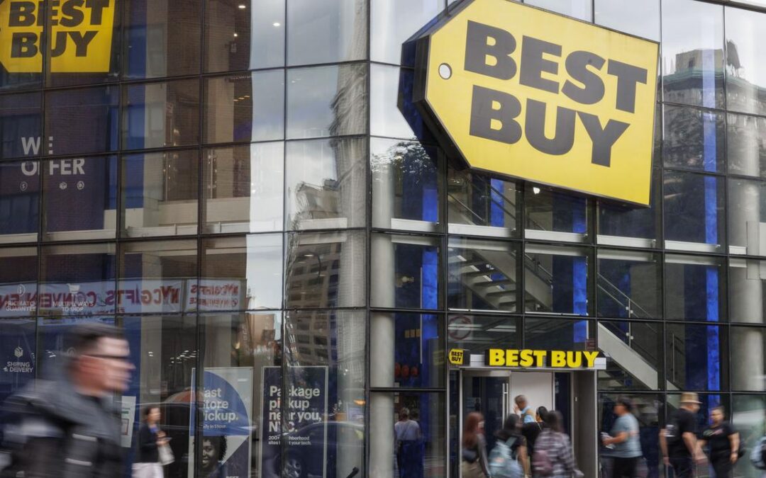 US consumer prices increase strongly in January