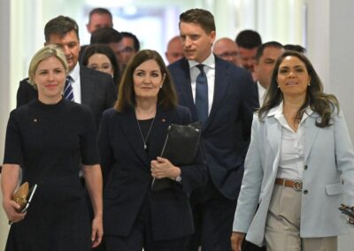 Liberal leader warned against rewarding too many allies