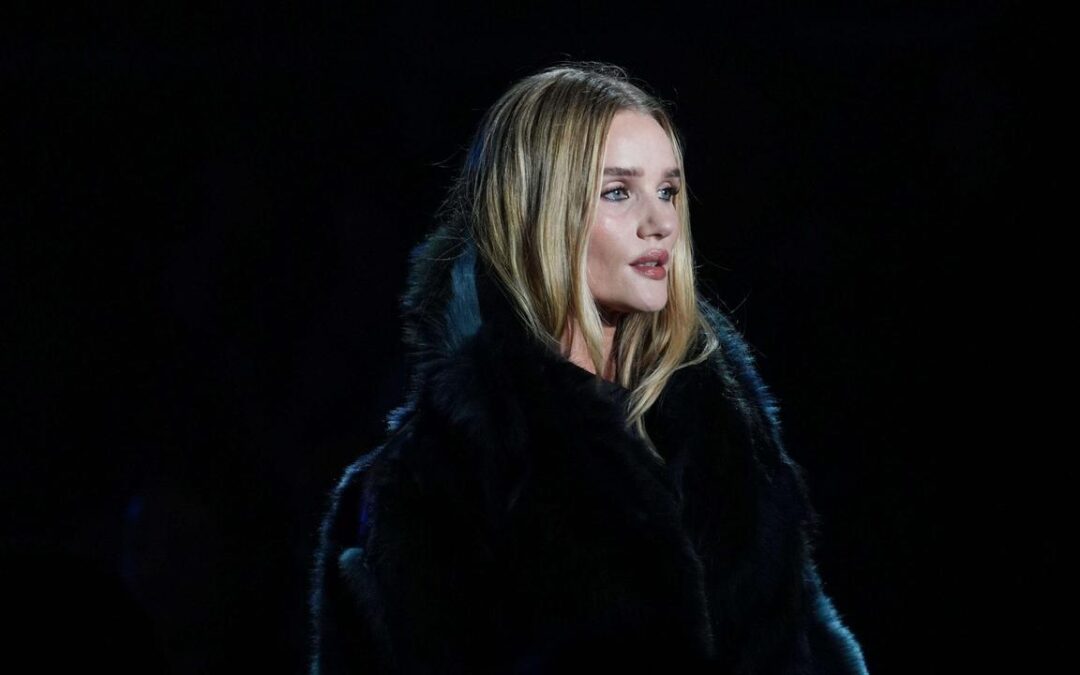 Burberry’s winter show evokes a rainy London night out