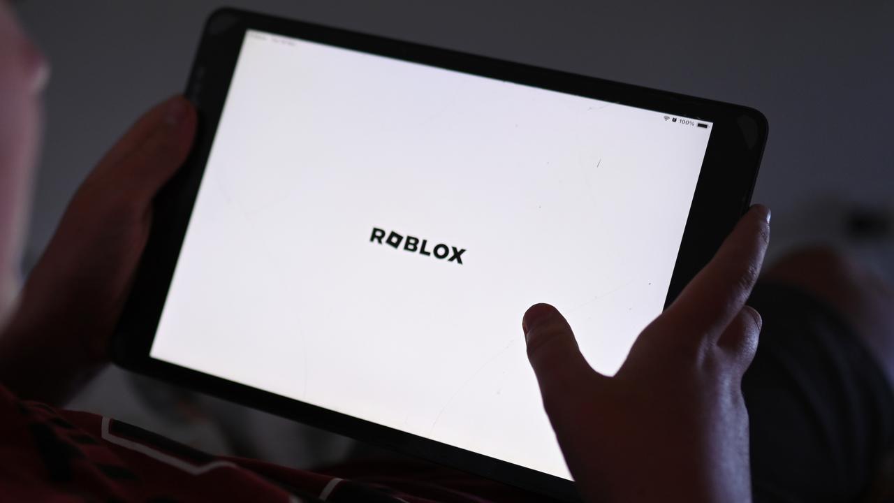 A plays a Roblox game (file image)