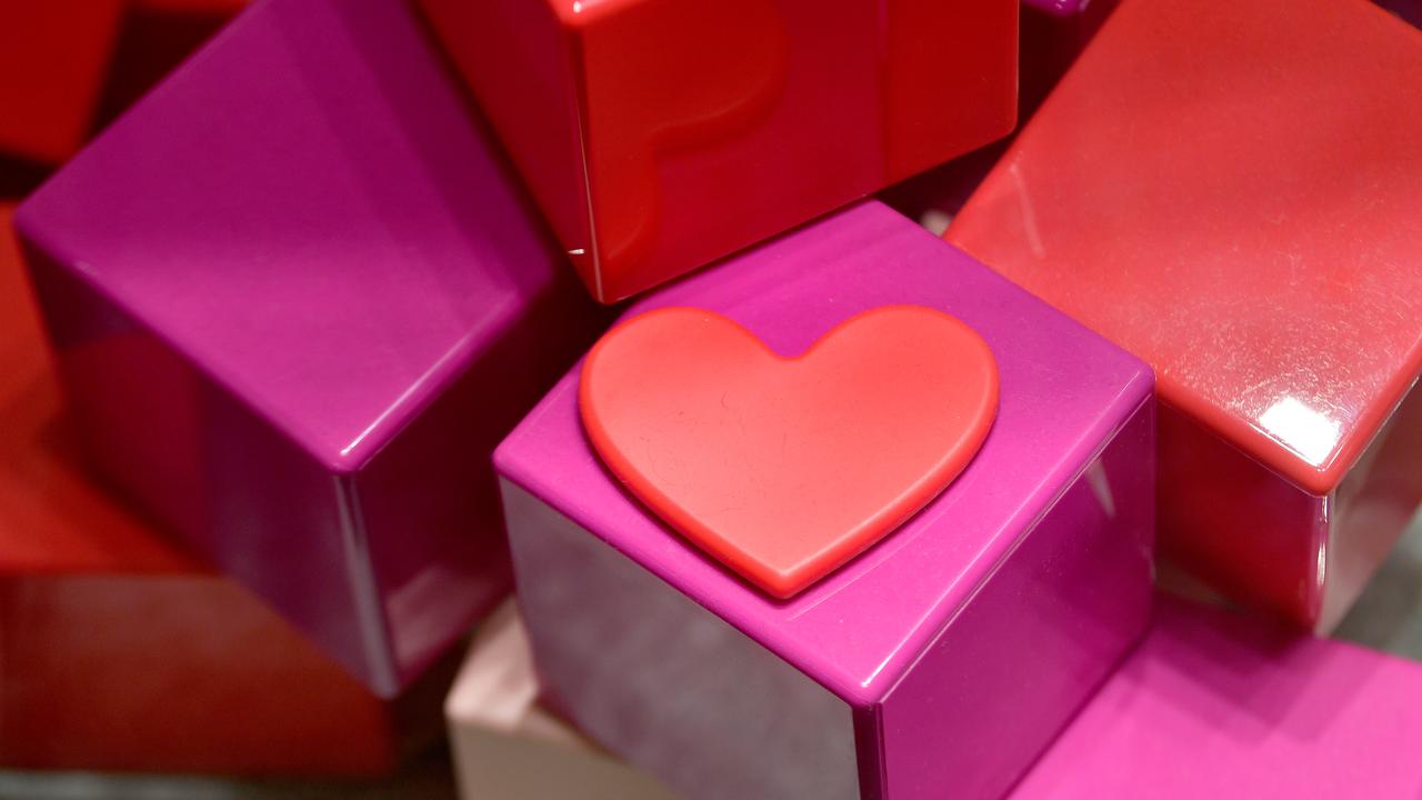 Valentine's Day themed visual mechanising