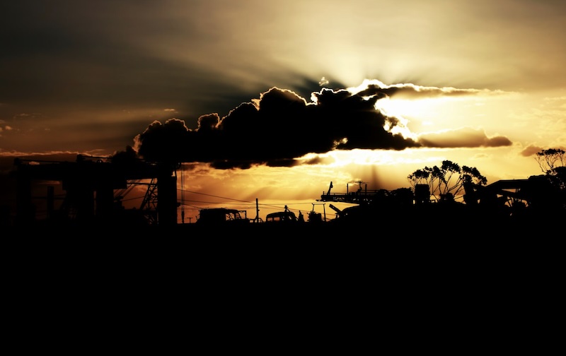 Emissions obscured. Image: @simonjbowles, Unsplash