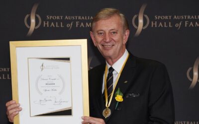 Centimetre perfect: broadcast doyen Dennis Cometti dies