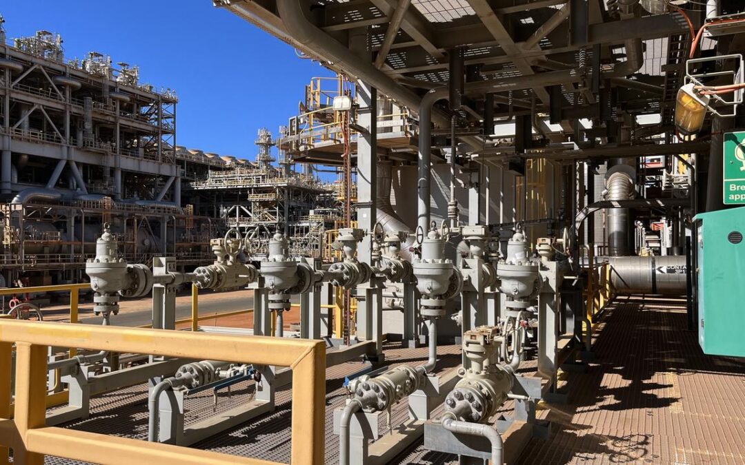 Australia’s biggest LNG plants offline due to cyclone