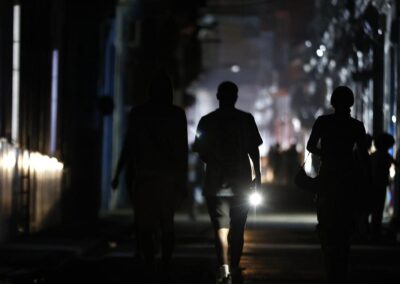 Cuba restores power to Havana after grid collapse