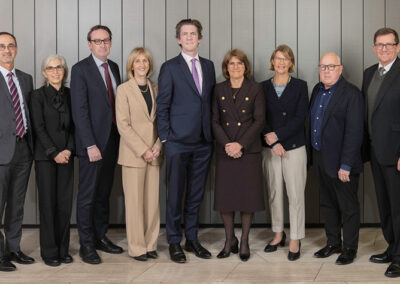 Rates up, Dollar down. Reserve Bank diminished by dud review