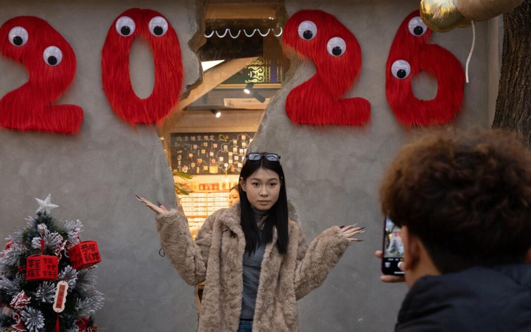 China poised to trim growth ambitions in five-year plan