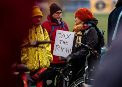 Time to make ’em pay! The big bludgers are the corporate tax dodgers