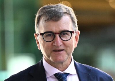 Lawyer charged with cleaning up embattled CFMEU quits