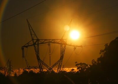 Batteries undercutting gas, keeping lid on power bills