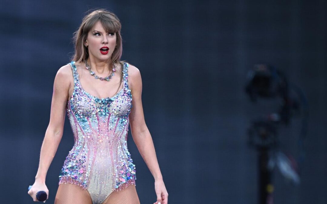 Vegas showgirl sues Taylor Swift over album branding