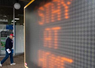 Australians dissatisfied and fearful of job losses