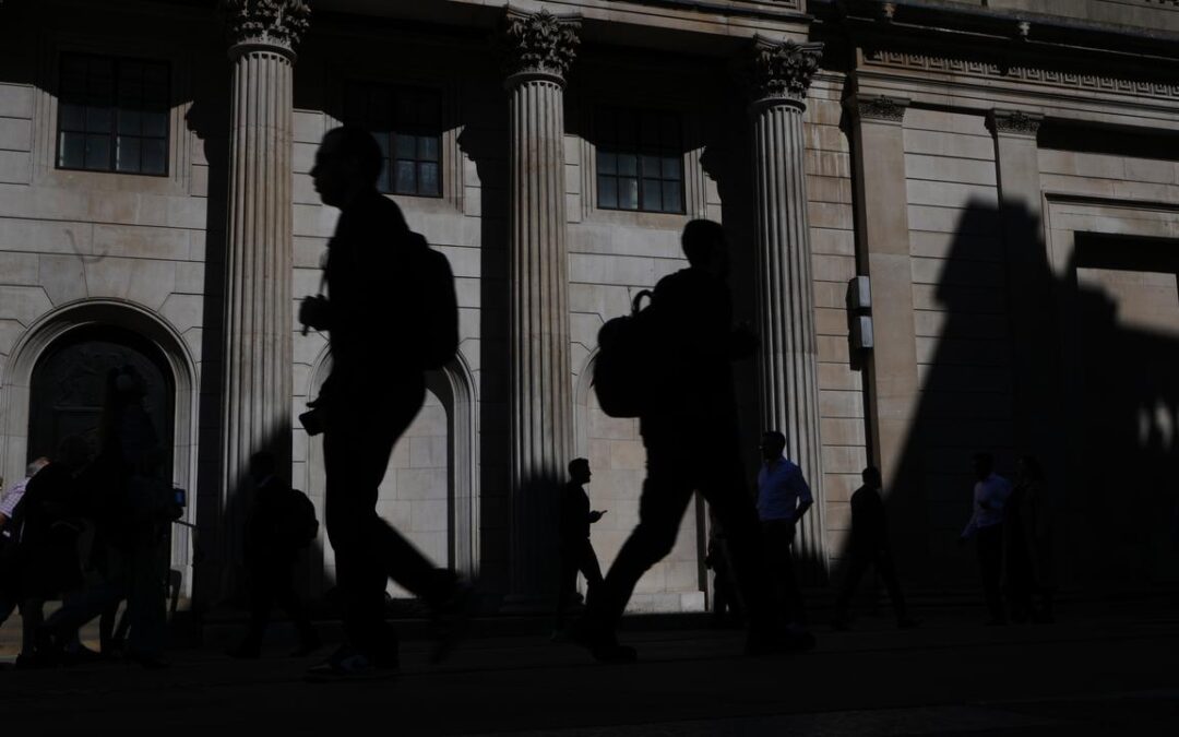 UK rates kept on hold as bank weighs Iran war impact
