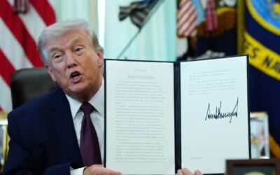 Trump signs order tightening US mail-in voting rules