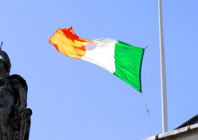 Irish army set to remove depot blockage amid fuel demos