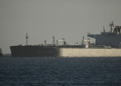 US renews Russia oil waiver after pressure from nations