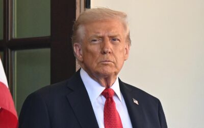 Aussie shares dip as Trump vows escalation before exit