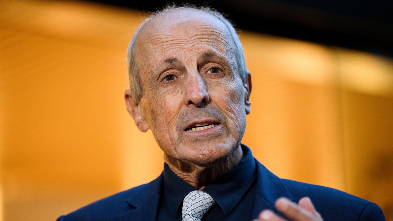 Dr Vic Alhadeff