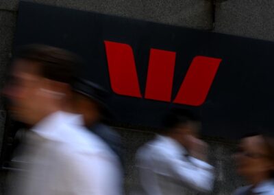Customers resilient, but war still weighing: big bank