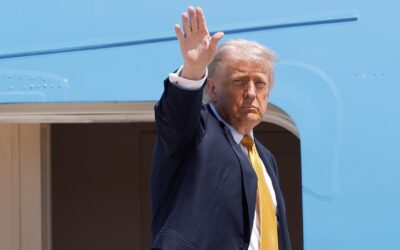 Trump hoping to seal trade deals in Beijing with Xi