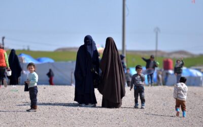 ‘ISIS brides’ face arrest on return to Australia