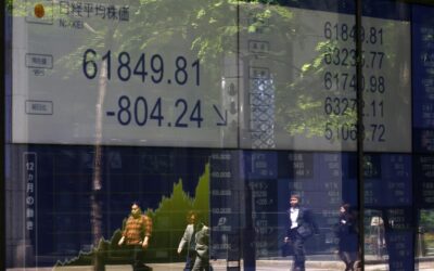 Asia shares slip, oil prices pile pressure on bonds