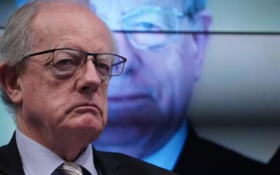 Federal anti-corruption boss resigns two years early