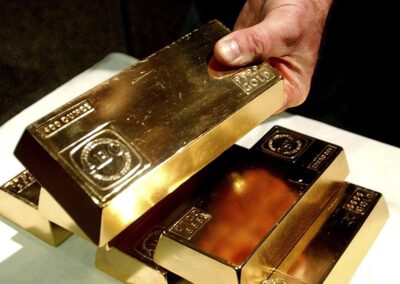 Aussie shares flat as gold falls to fresh 8-month low