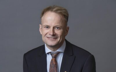 Renowned doctor Scolyer dies after public cancer battle