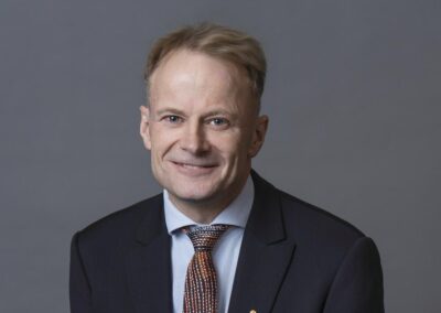 Renowned doctor Scolyer dies after public cancer battle