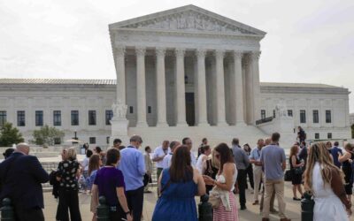 Supreme Court rejects Trump bid to fire US Fed governor