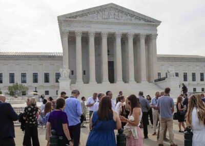 Supreme Court rejects Trump bid to fire US Fed governor