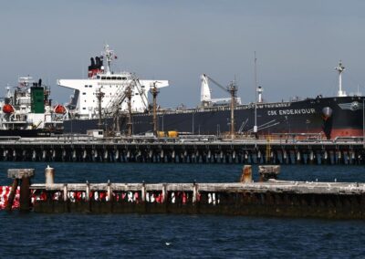 Aussie shares slump as Trump threatens Hormuz toll