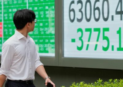 Asia stocks rise after US tech earnings, oil high