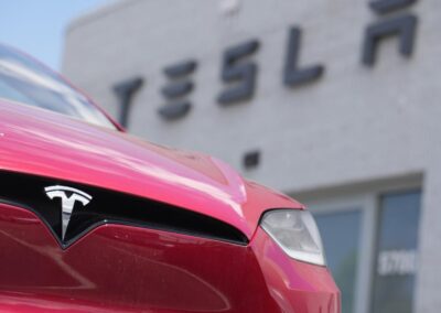 Earnings at Musk’s car company Tesla fall