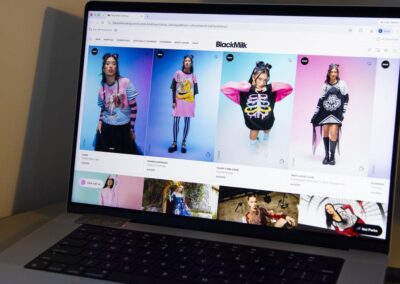 Aussie fashion brand ships manufacturing offshore