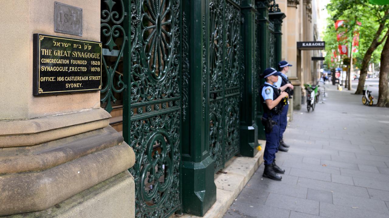 Police at the Great Synagogue in Sydney (file image)
